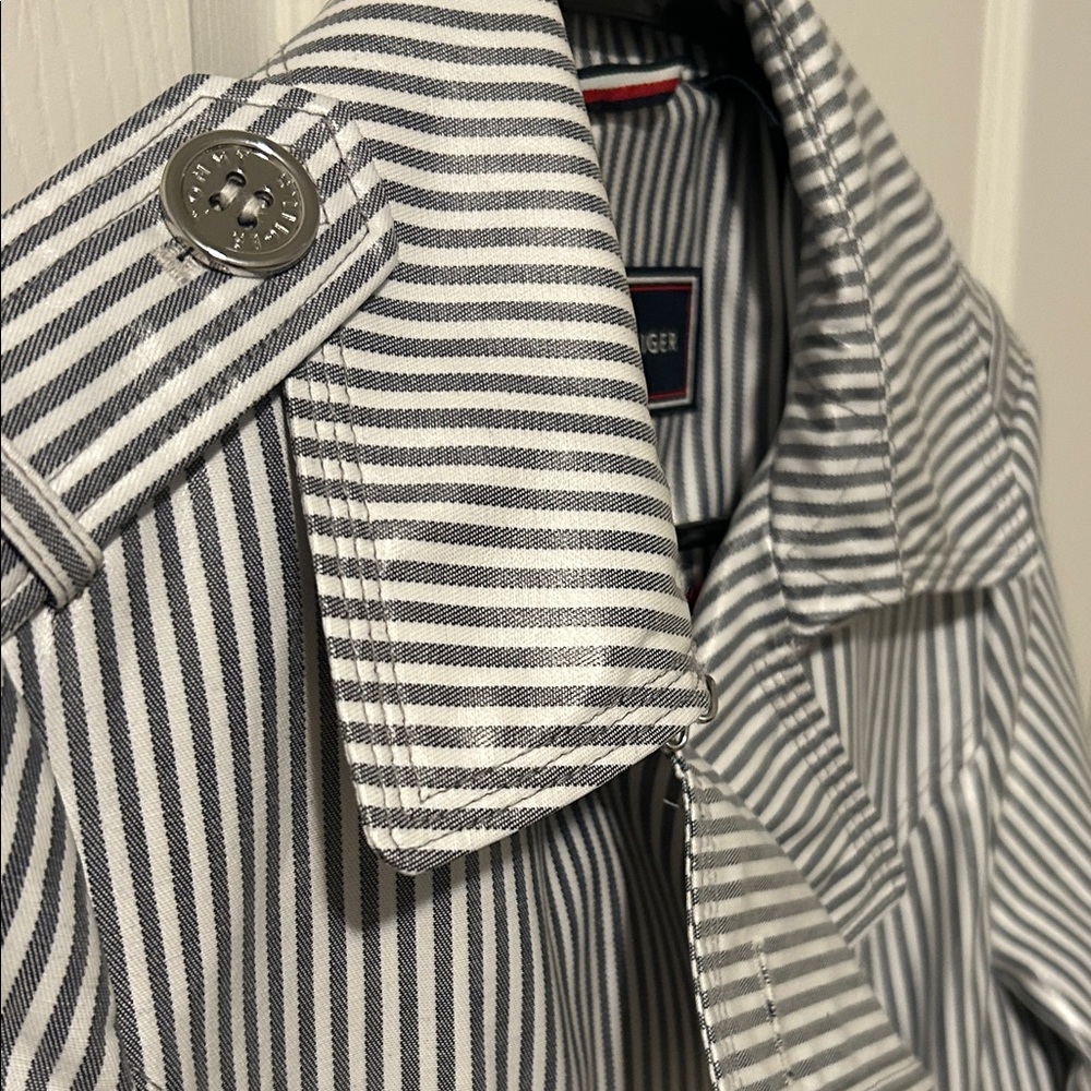 Tommy Hilfiger Coated Striped Trench Coat. Size S - Picture 12 of 16